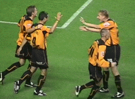 Vio celebrates with Gabor Rob and Kenny