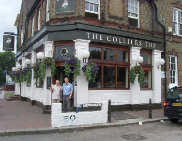 S73R0015Tup1 Derek Dave