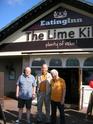 Y03. Derek, Dave and Peter ouside The Lime Kiln