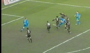 Convey shoots at Postma